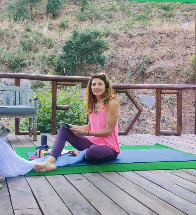 yoga classes yoga retreat monchique algarve portugal